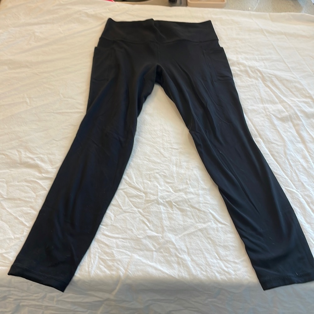 COPY - Athleta salutation stash pocket ll full length tight black medium